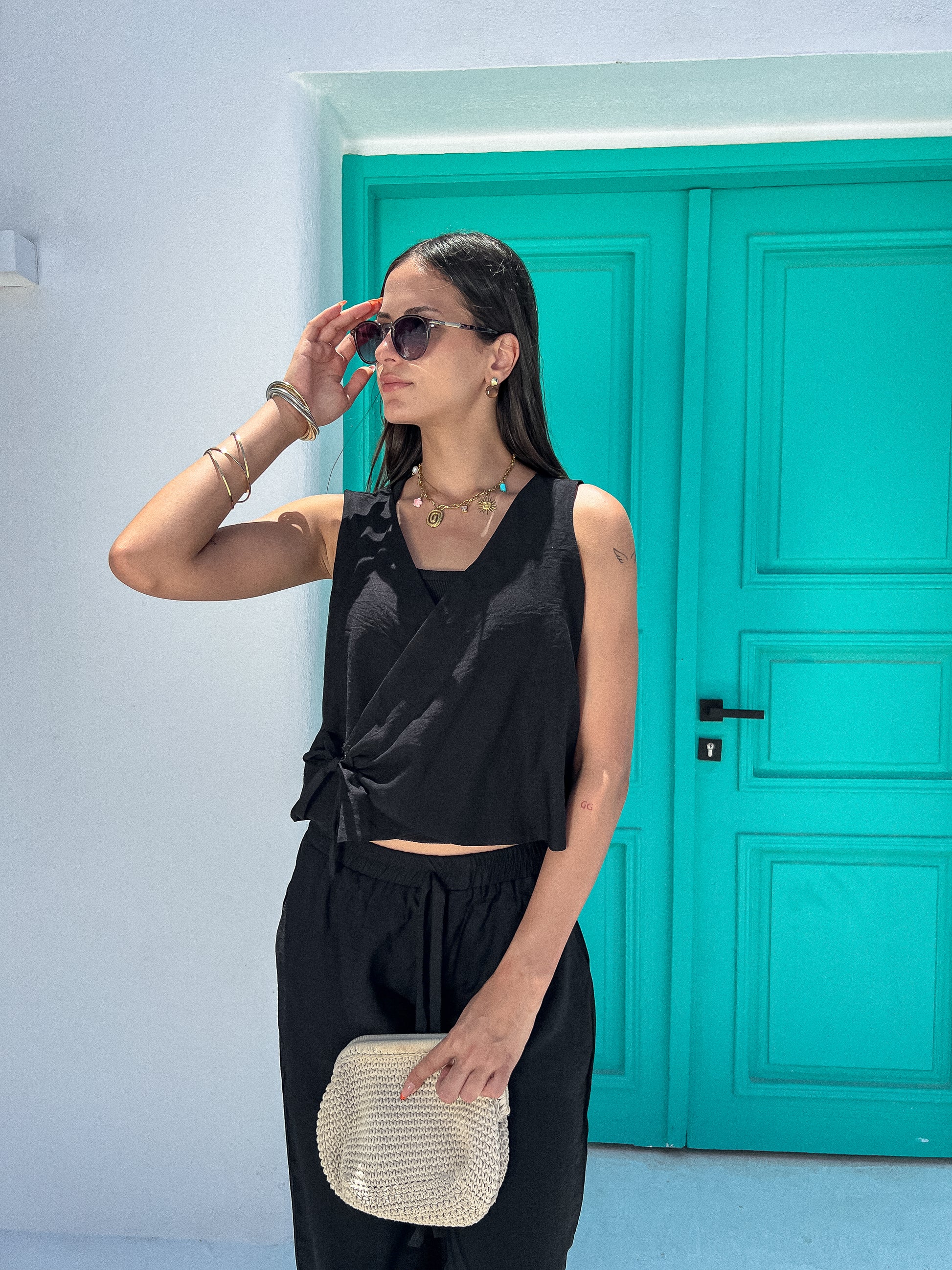 The Sol Linen Top in Black